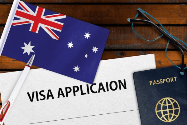 Hồ sơ xin visa 942 Úc gồm những gì?